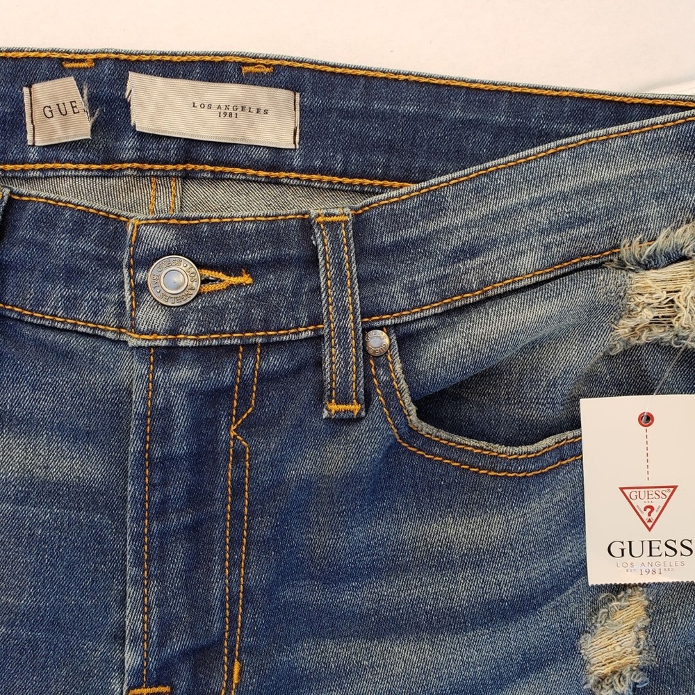 New Men's sz 32 GUESS Slim Tapered Destroyed Jeans - Picture 4 of 7